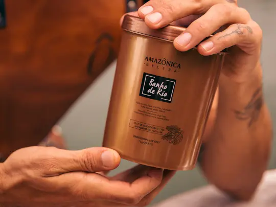 Hidratación capilar baño de río en Spabella Stetic